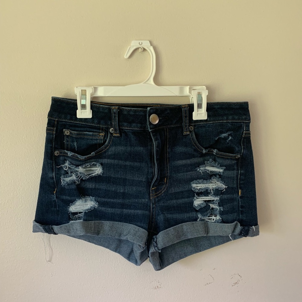 High Rise American Eagle shorts!